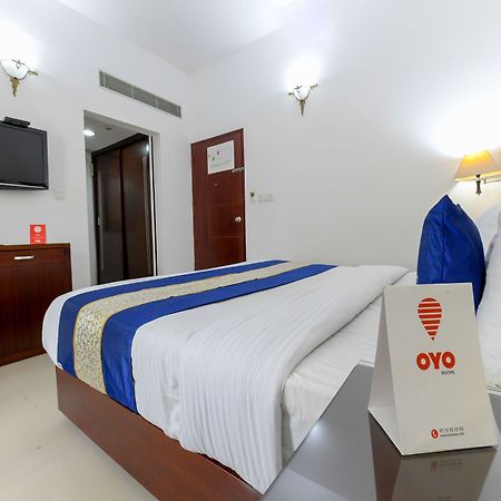 ホテル Oyo 7188 Ajantha Regency Kochi エクステリア 写真