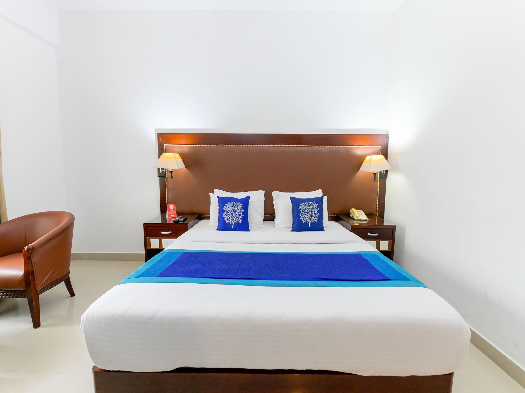 ホテル Oyo 7188 Ajantha Regency Kochi エクステリア 写真